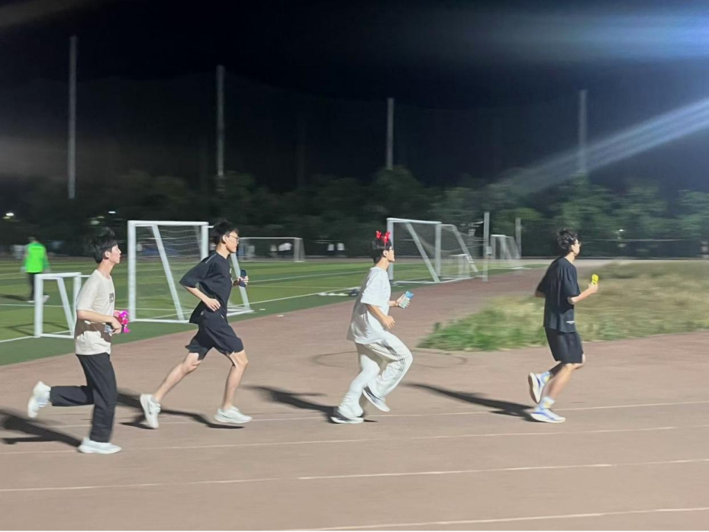 图片37 体育 集成电路学院活动图片2 跑步2.png