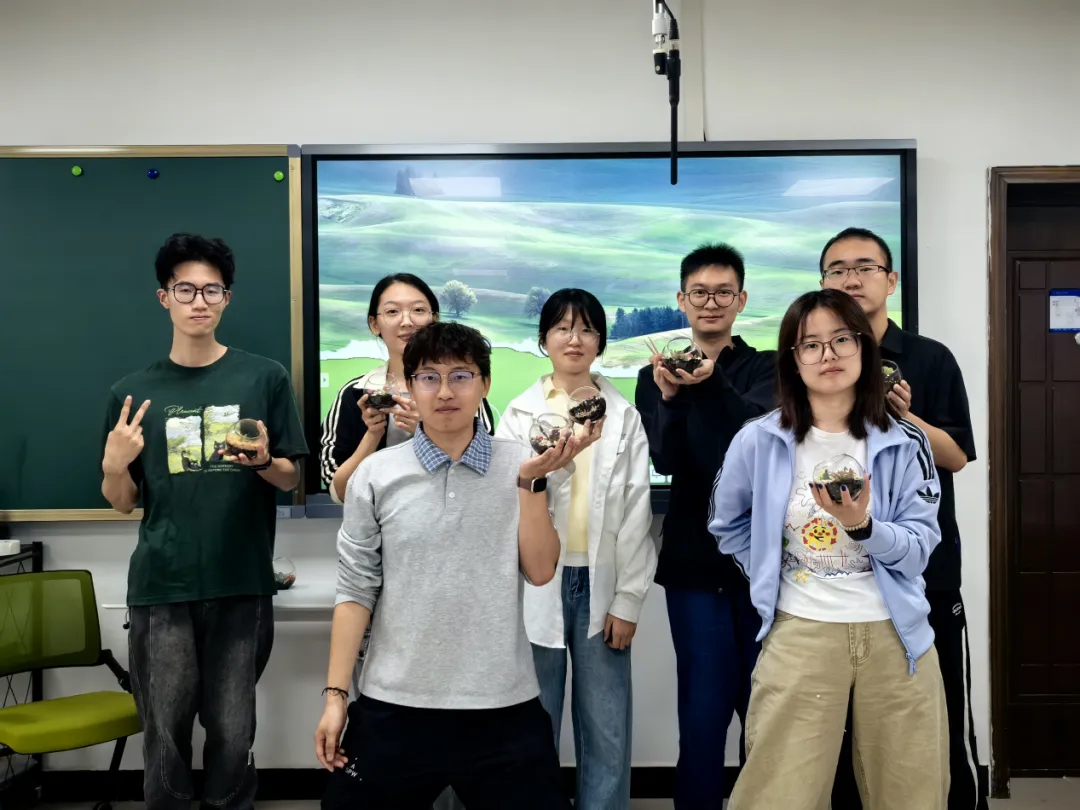 图片43 劳育 外国语学院.png