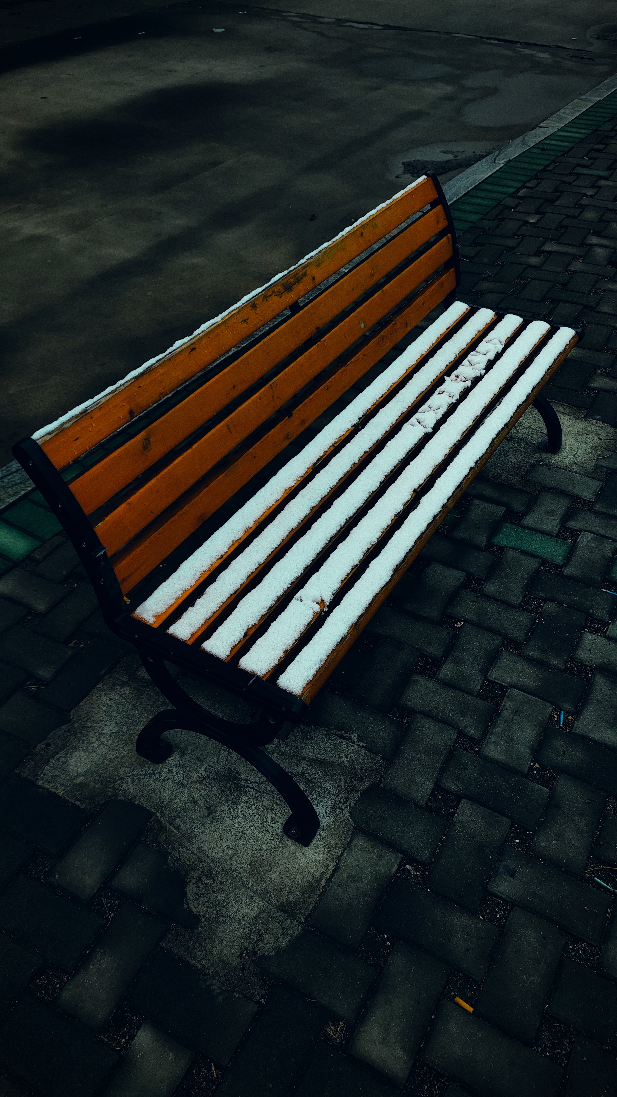孤独的长椅