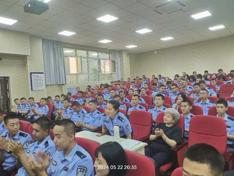 新疆警察学院怎么样图片