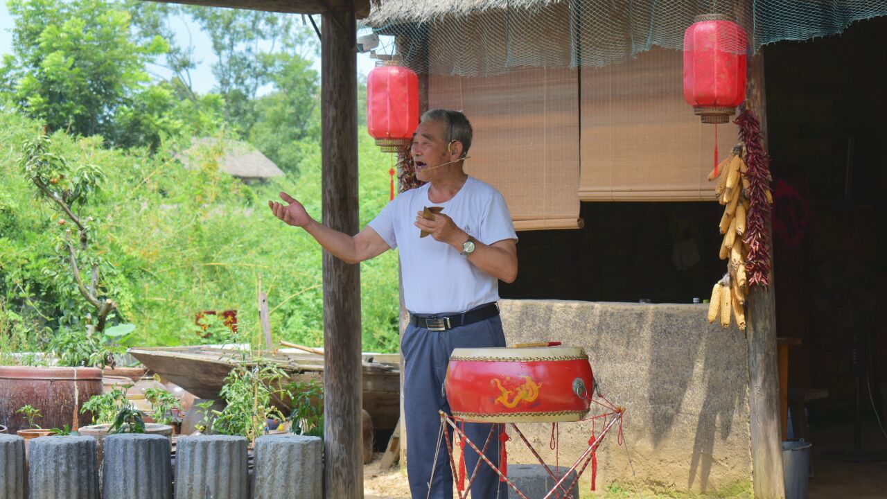 小岗村 淮河大鼓非遗传承人表演