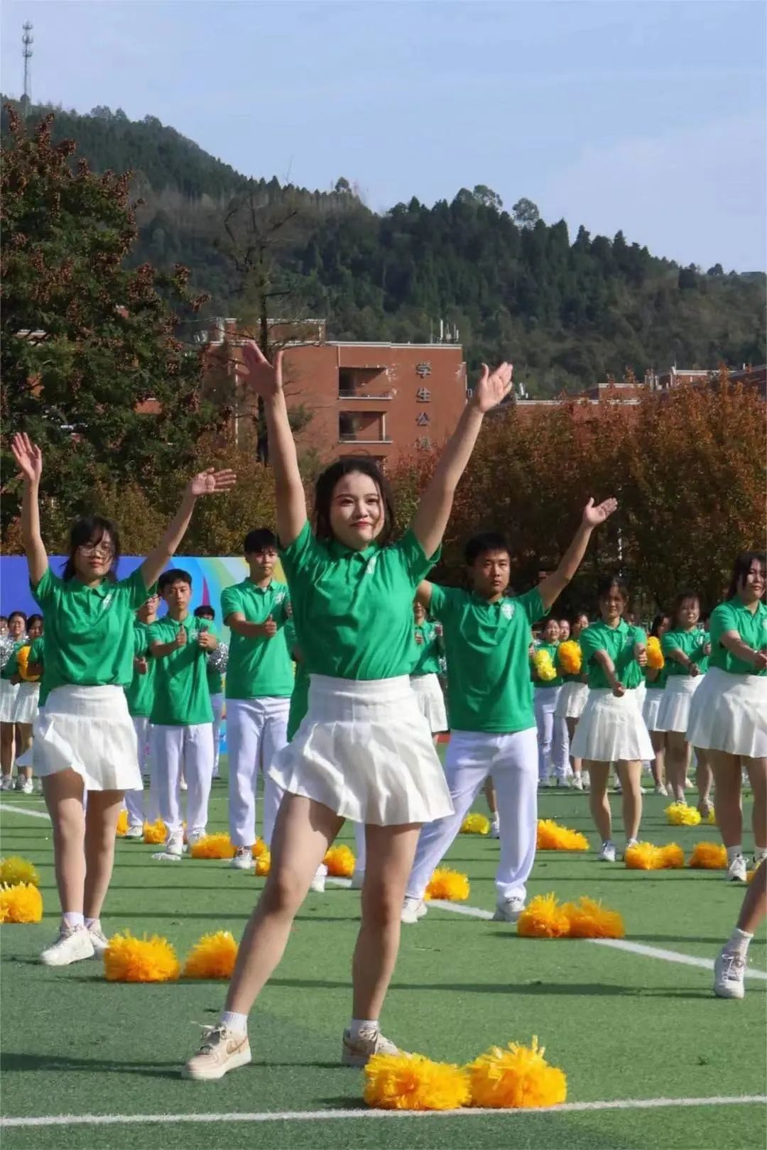 西南交通大学希望学院丨交大希望师生惊艳起舞