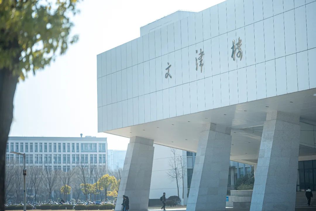 沈凯轩 (1).jpg