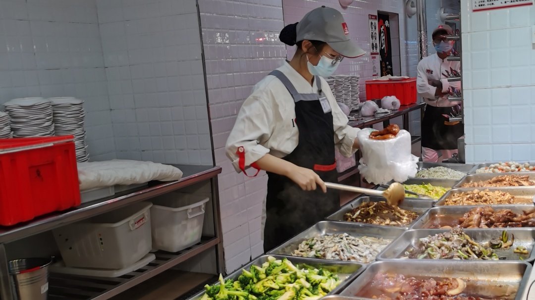 味蕾上的满足感山东交通学院荣获星级食堂称号