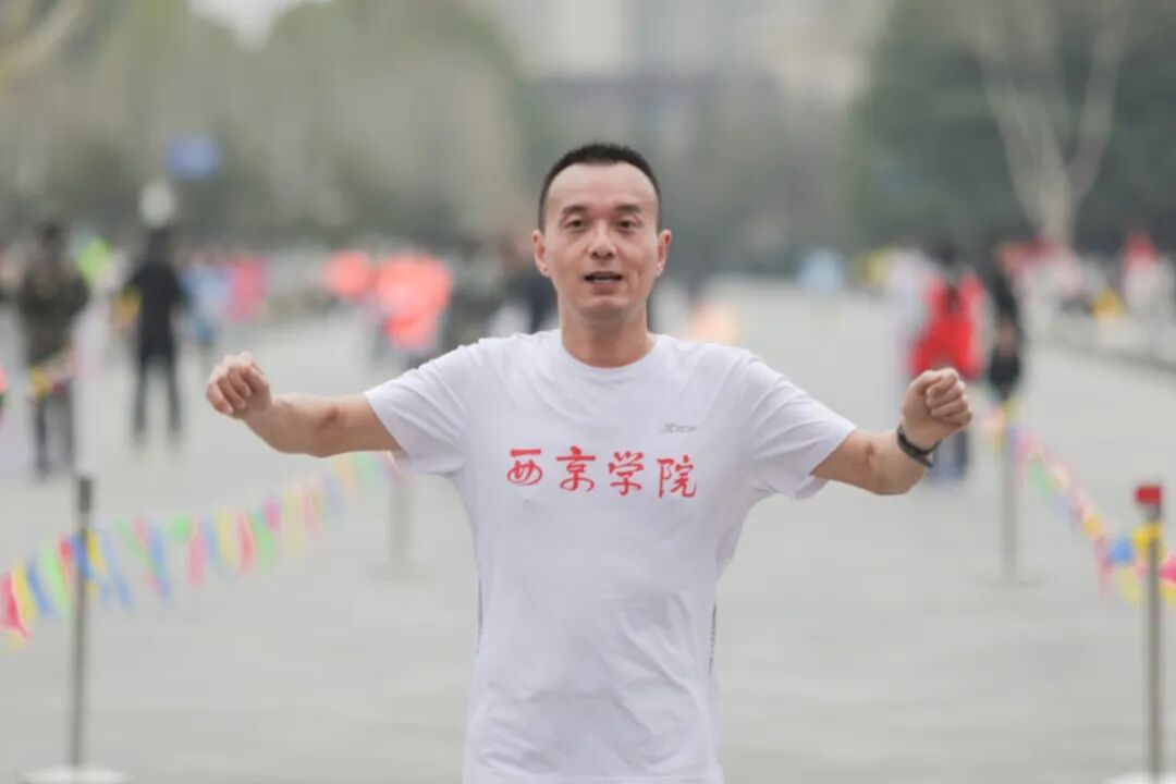 教职工男子第一.jpg