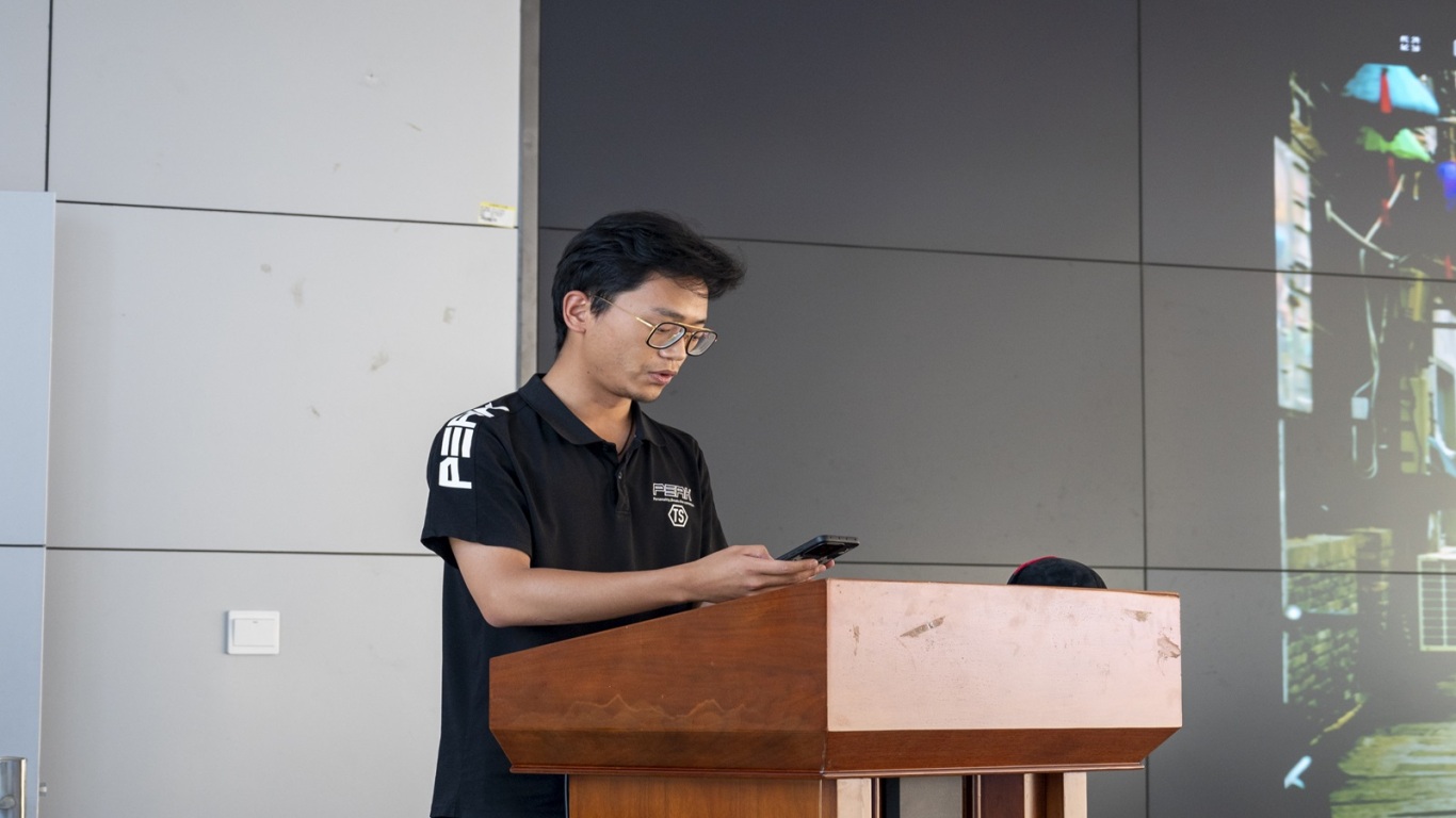 DOU_2727.jpg