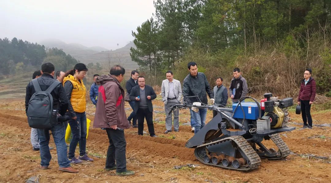 貴州大學農業機械團隊在希望的田野上深耕未來