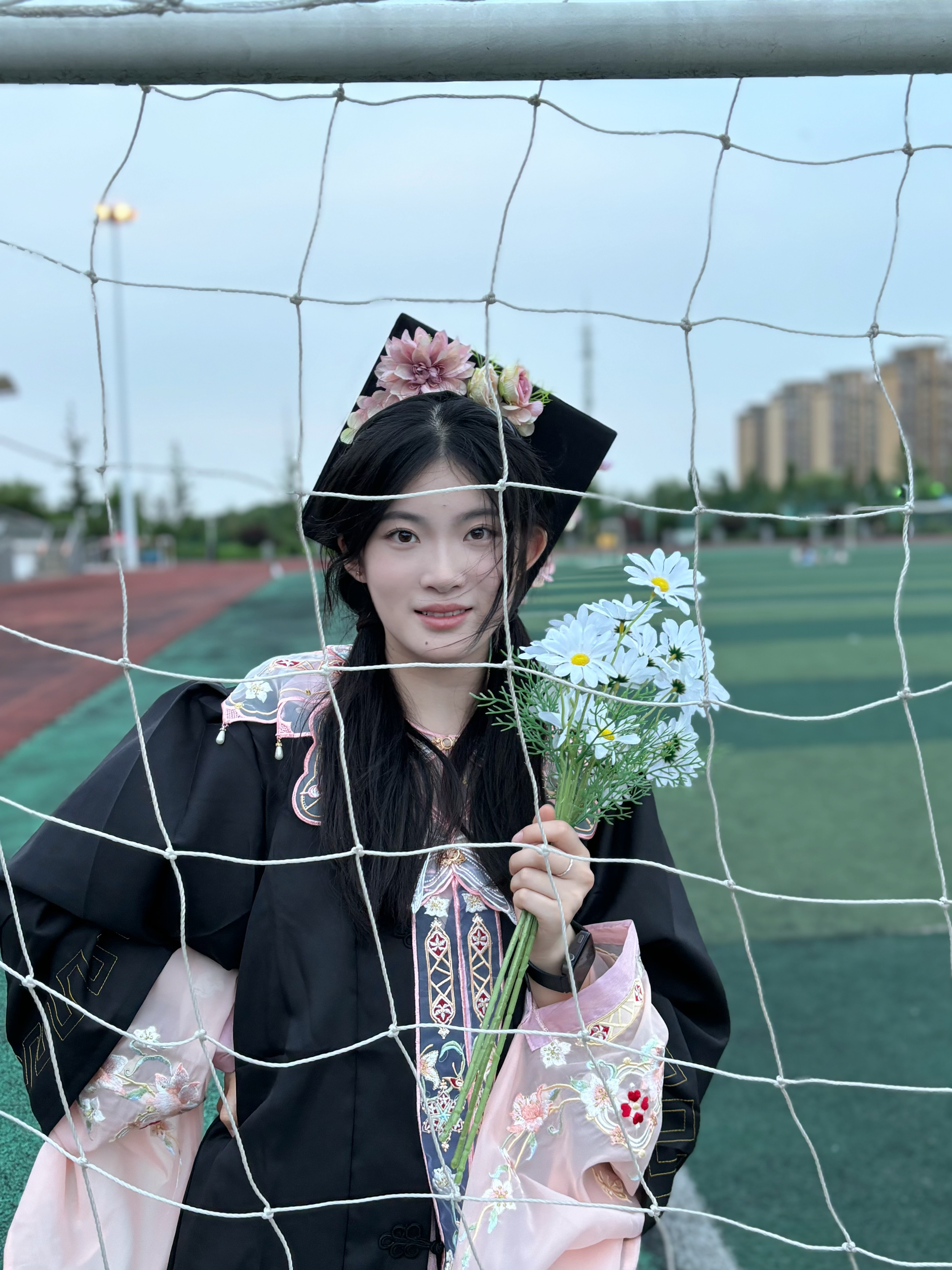 那是知識與古韻交織的定格瞬間