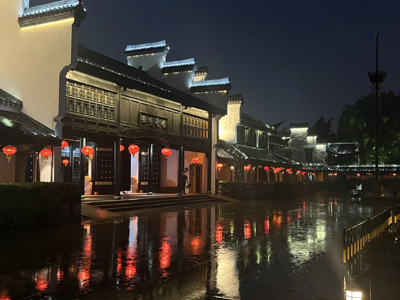 苏州.jpg 苏州.jpg