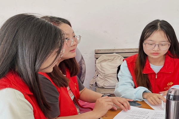 安徽师范大学第52届运动会志愿者 安徽师范大学官网提供(1).jpg 安徽师范大学第52届运动会志愿者 安徽师范大学官网提供(1).jpg