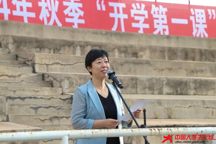 孙晓华讲话 辽宁科技大学网通站摄.JPG 孙晓华讲话 辽宁科技大学网通站摄.JPG