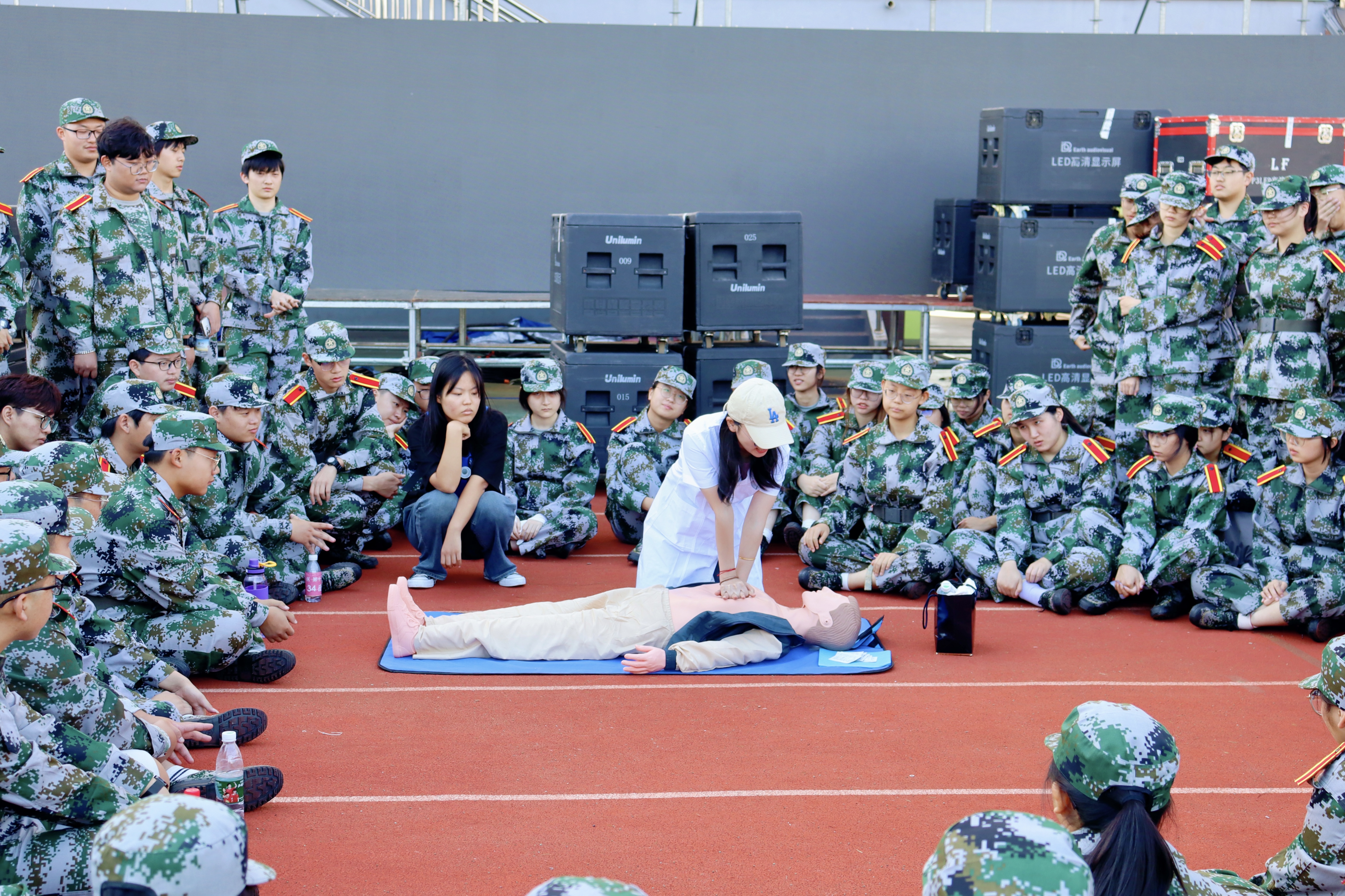 151edfe02c0c690190678eeb0c44a04f.jpg 151edfe02c0c690190678eeb0c44a04f.jpg