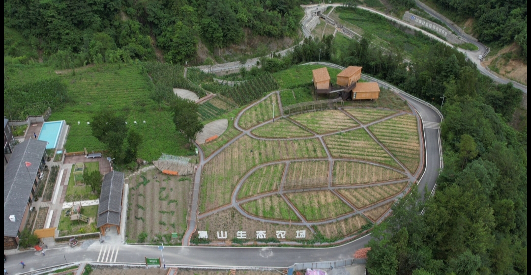 图1:图为甘泉村风景照.jpg 图1:图为甘泉村风景照.jpg