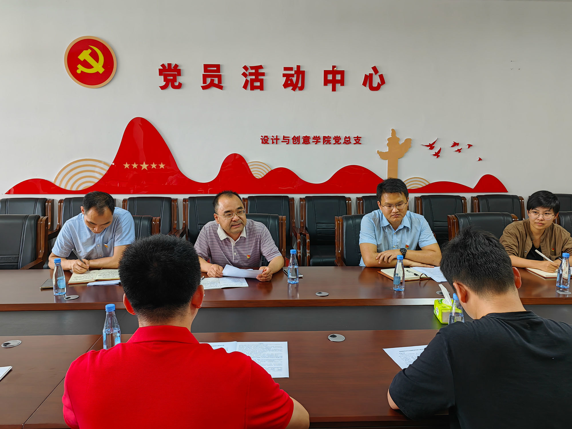 5.学院党员领导干部深入教学单位开展调研by付胜勇.jpg