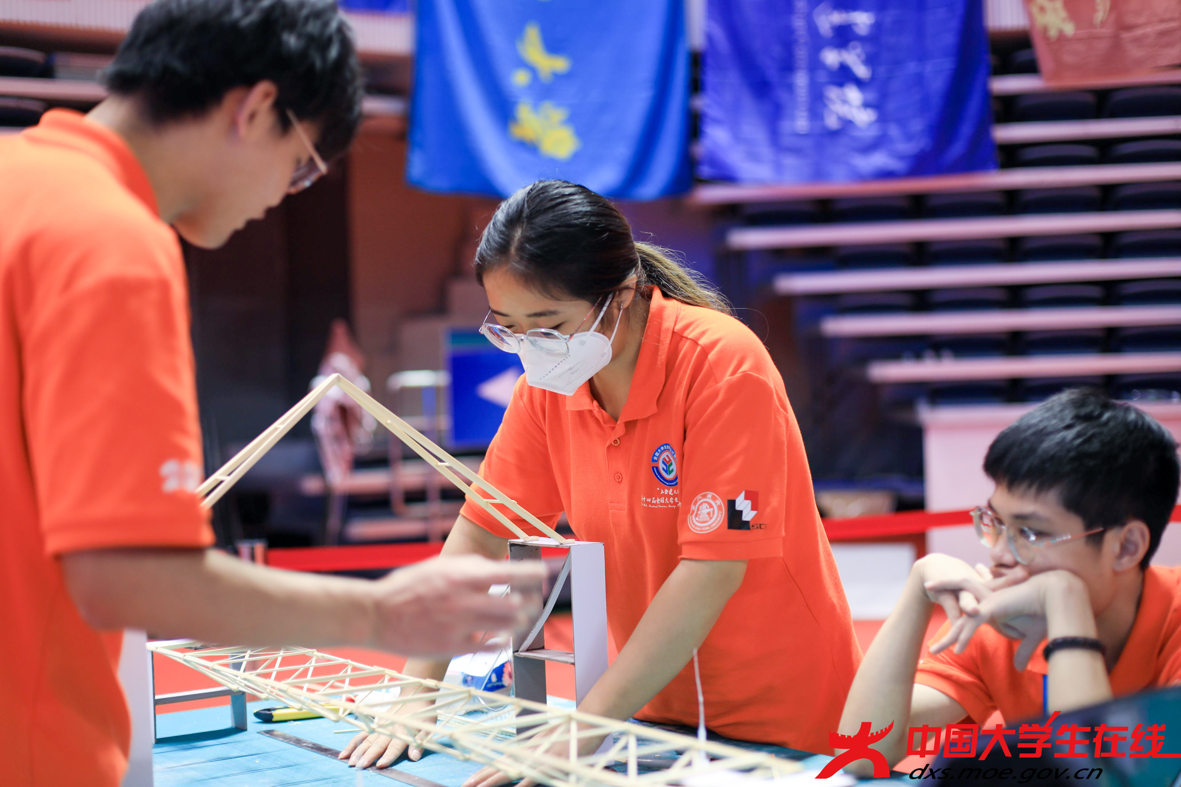 第十四届全国大学生结构设计竞赛比赛现场照片.jpg
