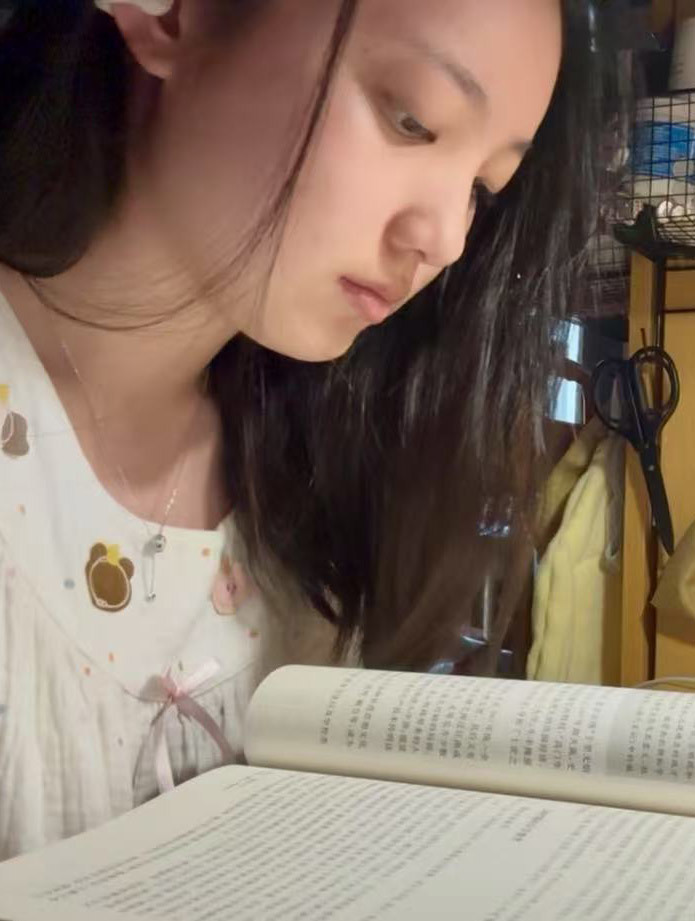 范怡雯.jpg