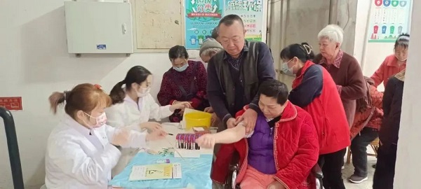 中南大学马钰：修学储能，陟遐自迩5.jpg
