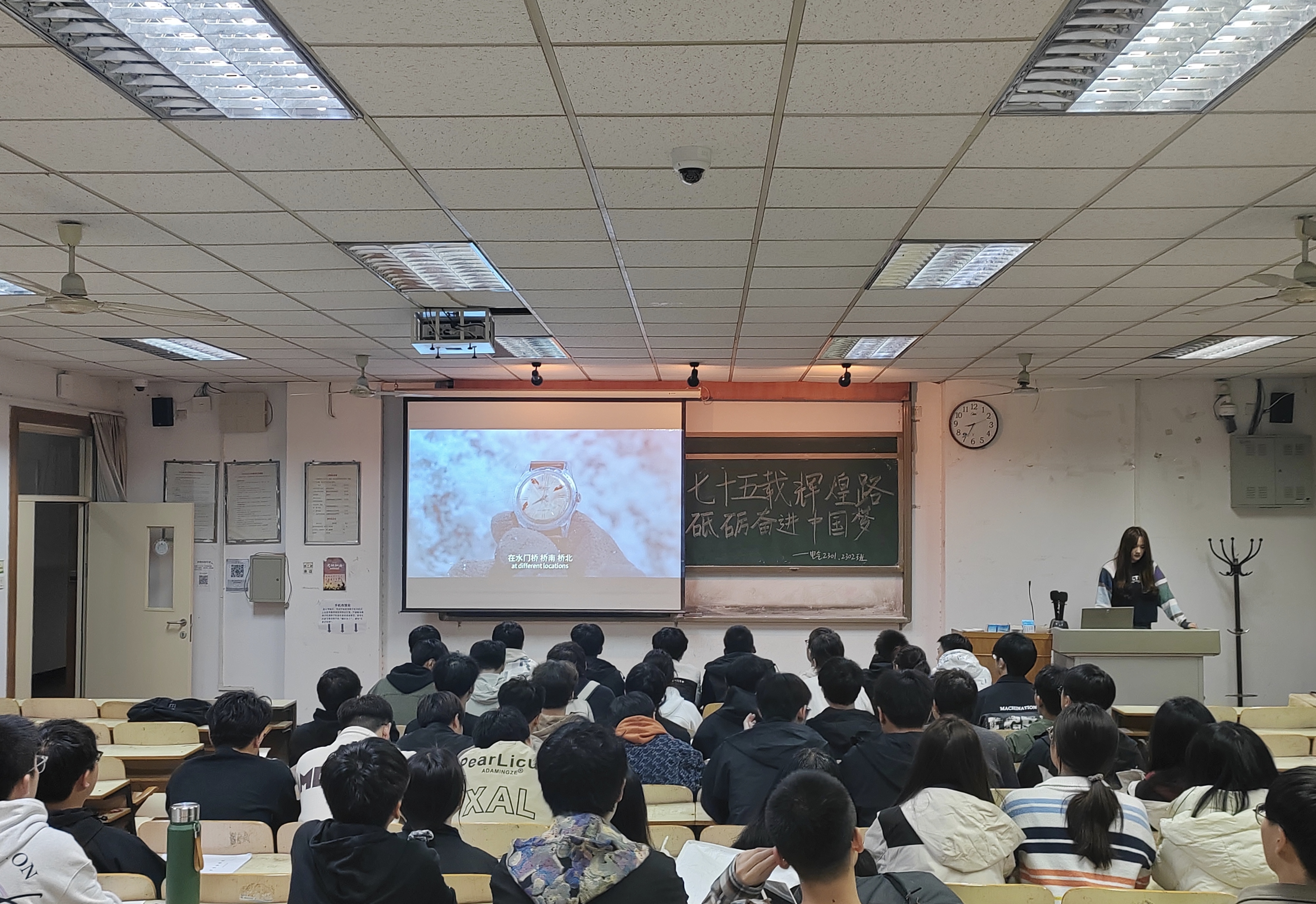 “国防万映”公益展映活动 张明瑶摄影 河北农业大学.jpg