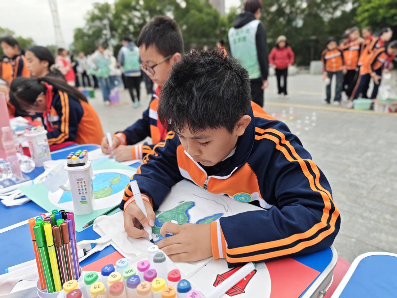 Cache_-6eecac700591d522.jpg Cache_-6eecac700591d522.jpg