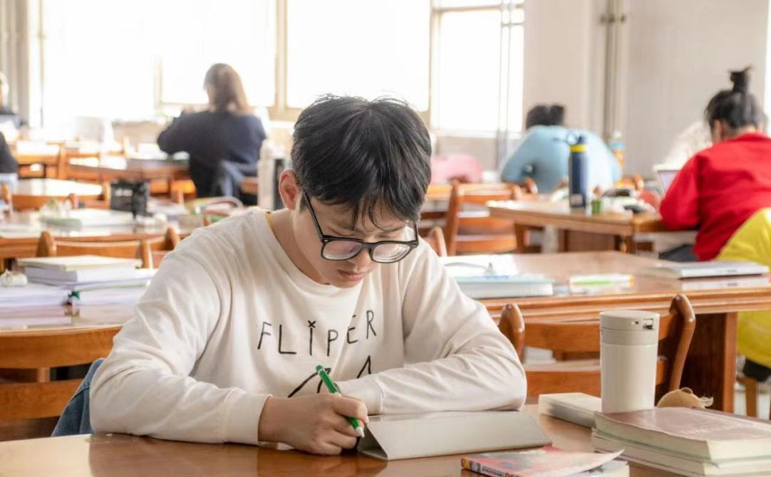 图片4.png 图片4.png