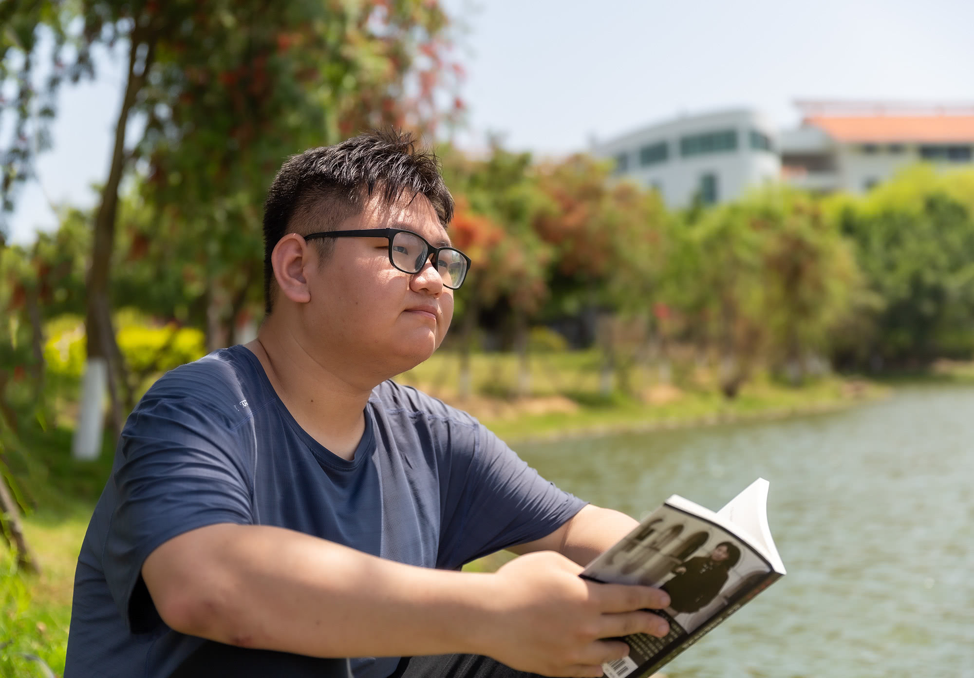 OK1张崇煜-人文与传播学院33by叶弘彦.jpg OK1张崇煜-人文与传播学院33by叶弘彦.jpg