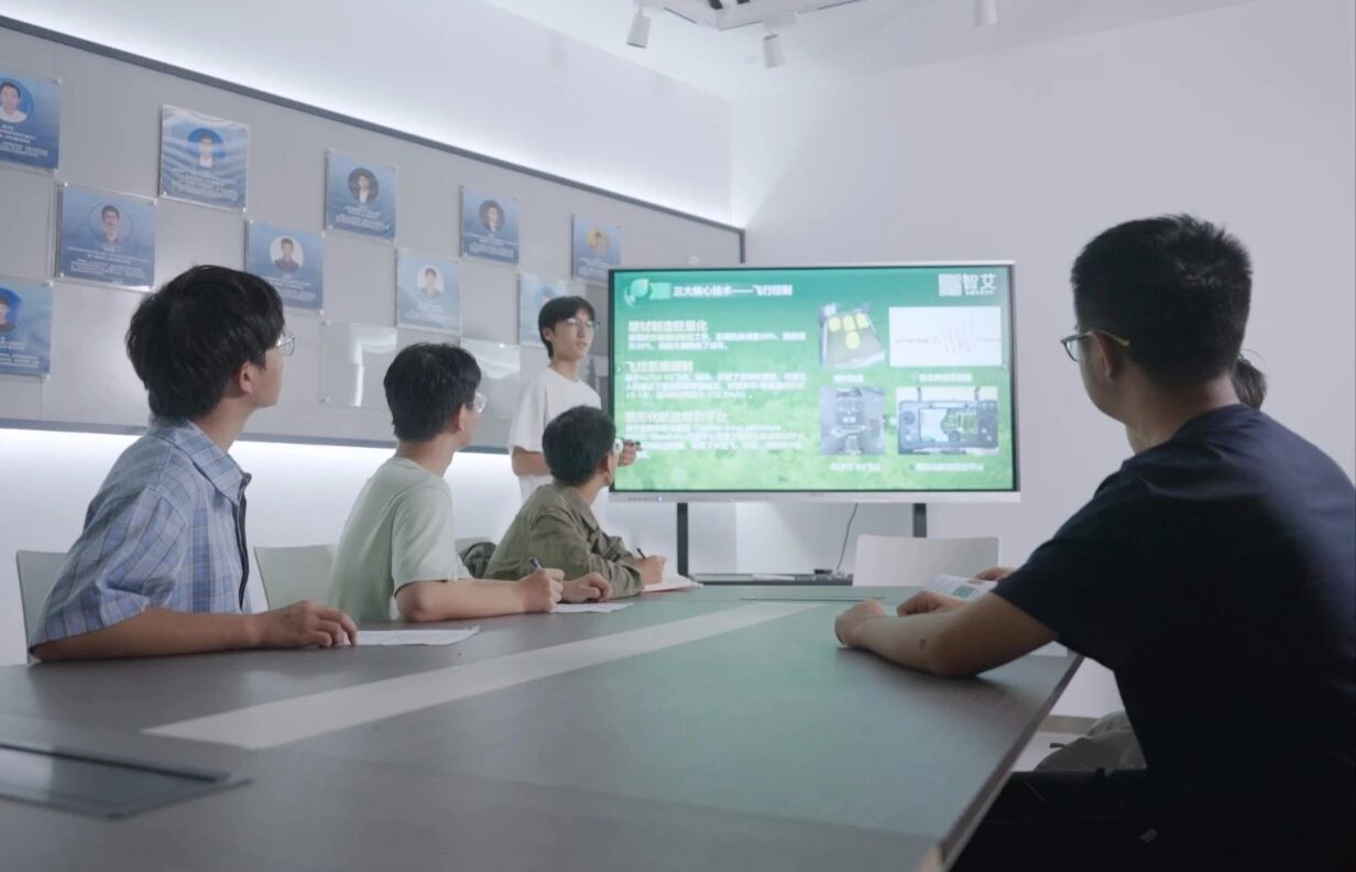 微信图片_2025-11-20_225827_906.jpg 微信图片_2025-11-20_225827_906.jpg