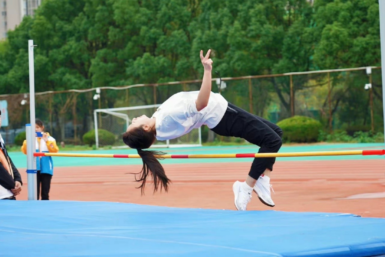 图片6.jpg 图片6.jpg