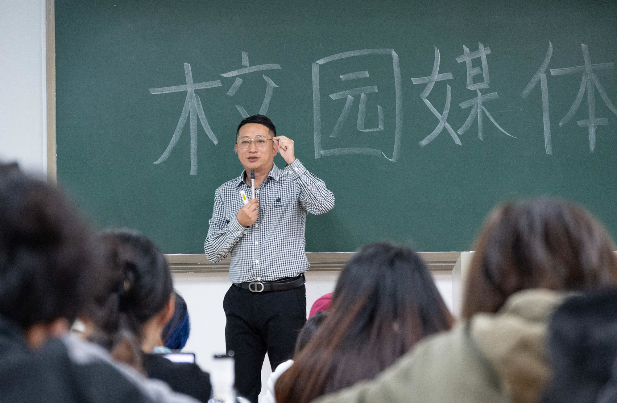 校园媒体摄影:刘纪伶.jpg 校园媒体摄影:刘纪伶.jpg
