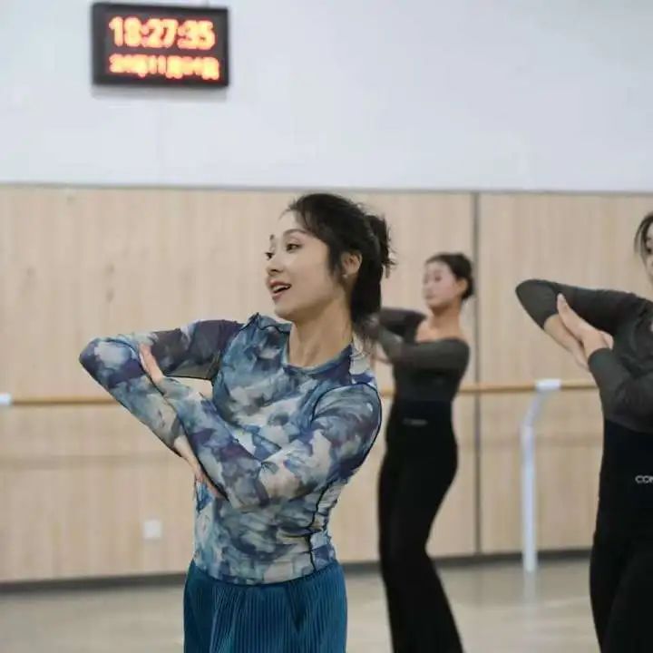 微信图片_20250426150420.jpg 微信图片_20250426150420.jpg