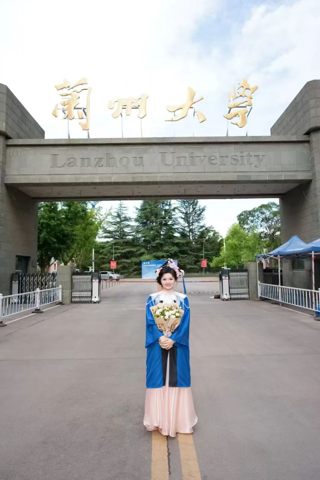 f1deb275054b6ca560250f541c38ff93.jpg