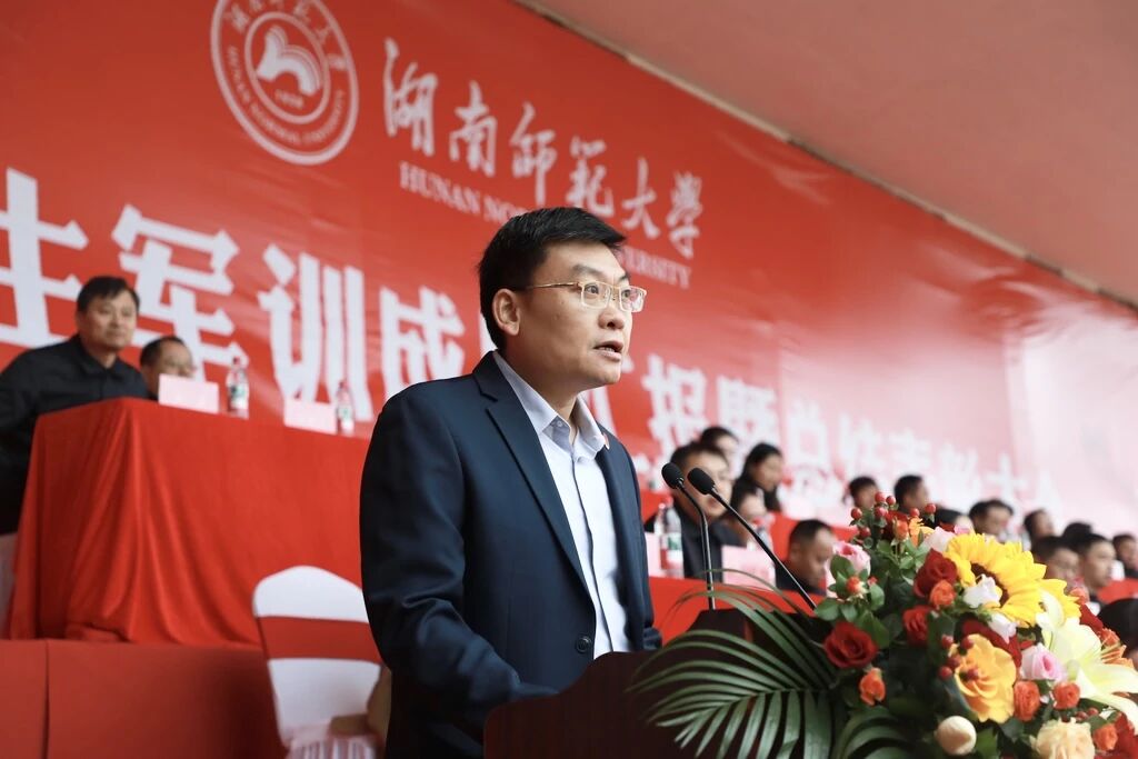 罗元.jpg 罗元.jpg