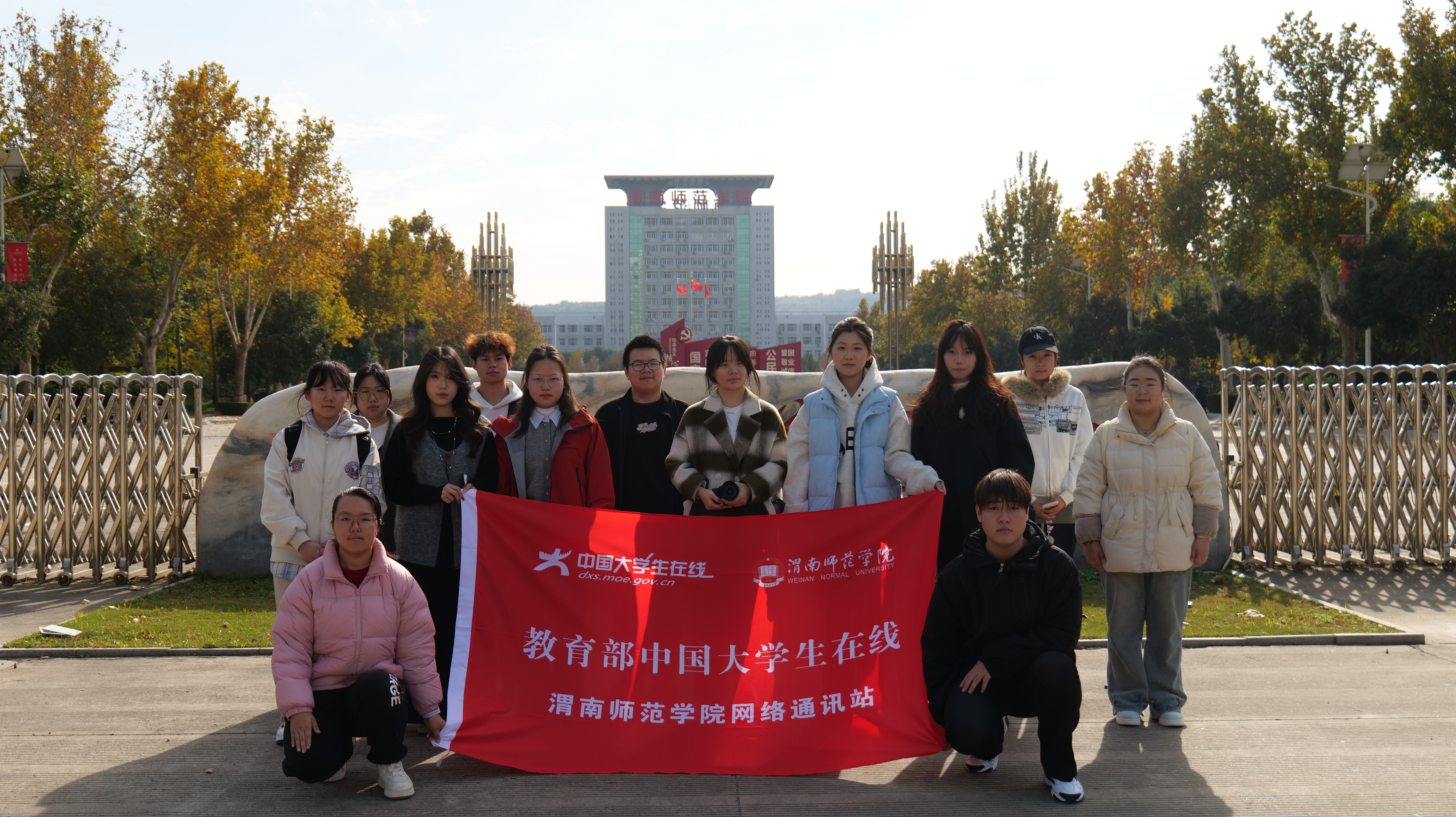 eac52daaac32449f988713082bba3f35.jpg eac52daaac32449f988713082bba3f35.jpg