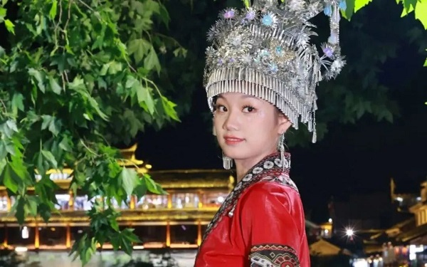 中南大学李孟垚:为者常成,行者常至8.jpg 中南大学李孟垚:为者常成,行者常至8.jpg