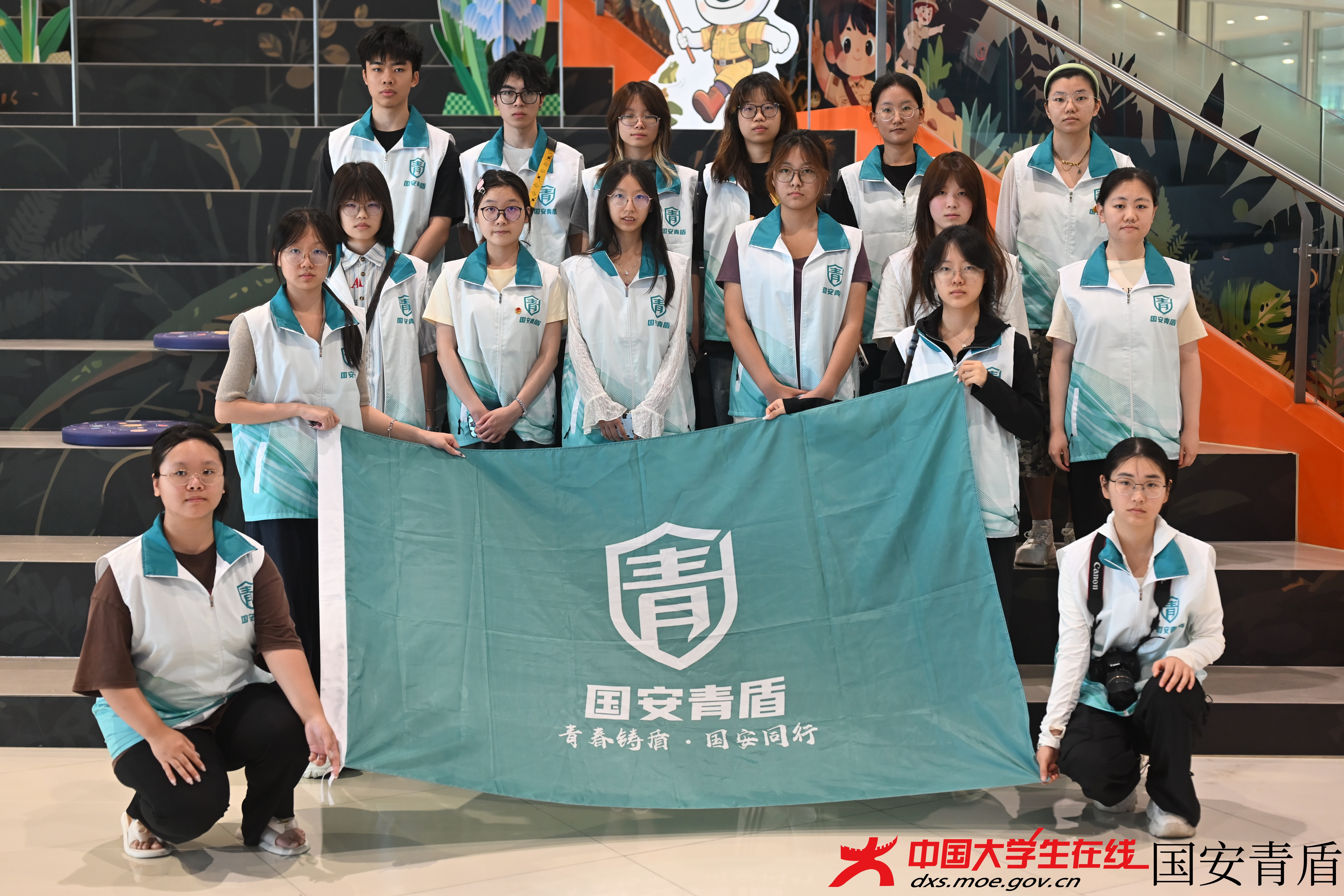 合照1(1).jpg 合照1(1).jpg