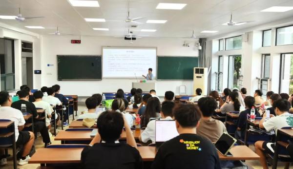 中南大学,我们春天再见!5.jpg 中南大学,我们春天再见!5.jpg
