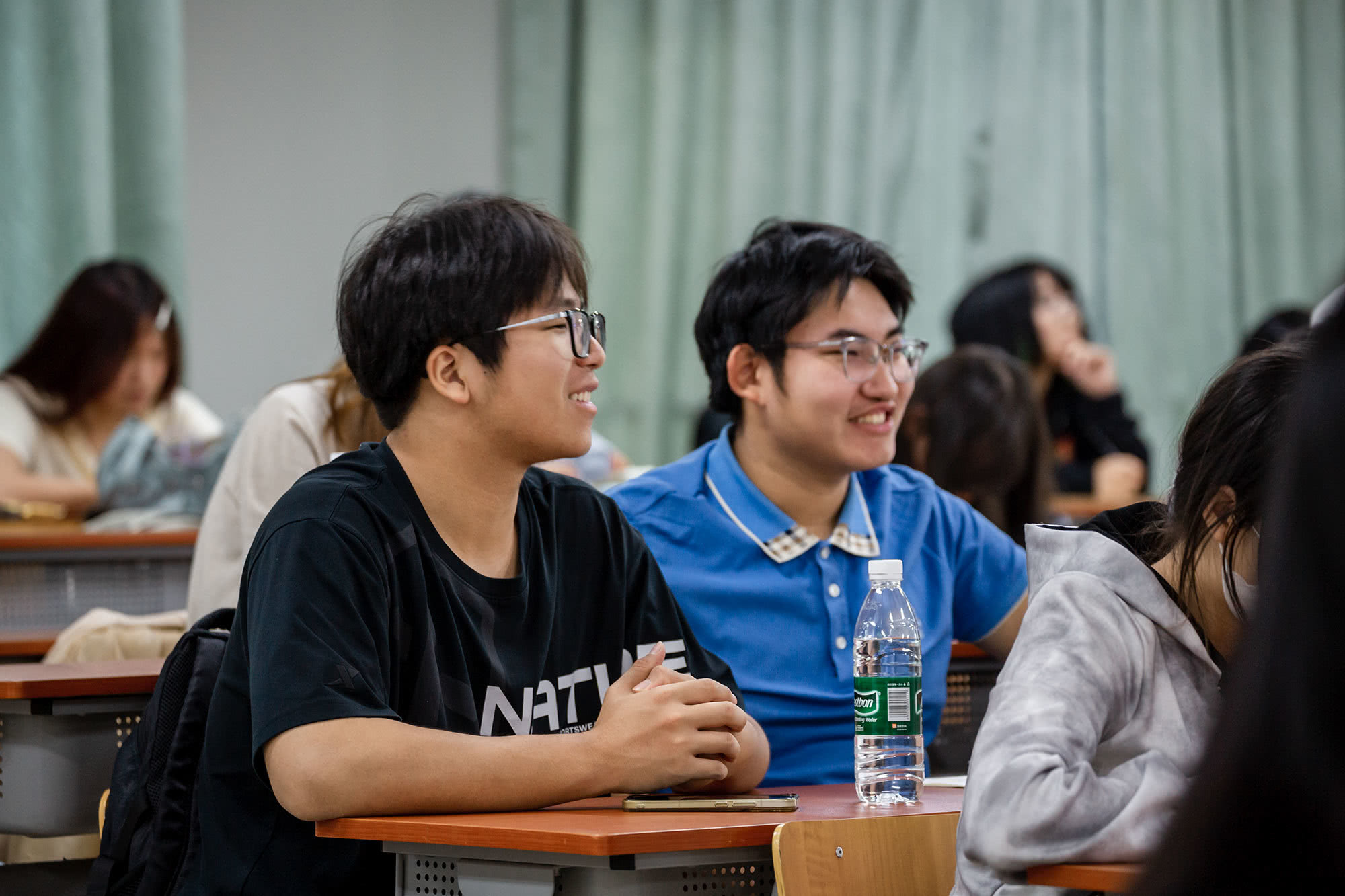 【校园媒体人进阶计划】黄洪波:AI+新闻写作讲座摄影by朱鲜艳.jpg 【校园媒体人进阶计划】黄洪波:AI+新闻写作讲座摄影by朱鲜艳.jpg