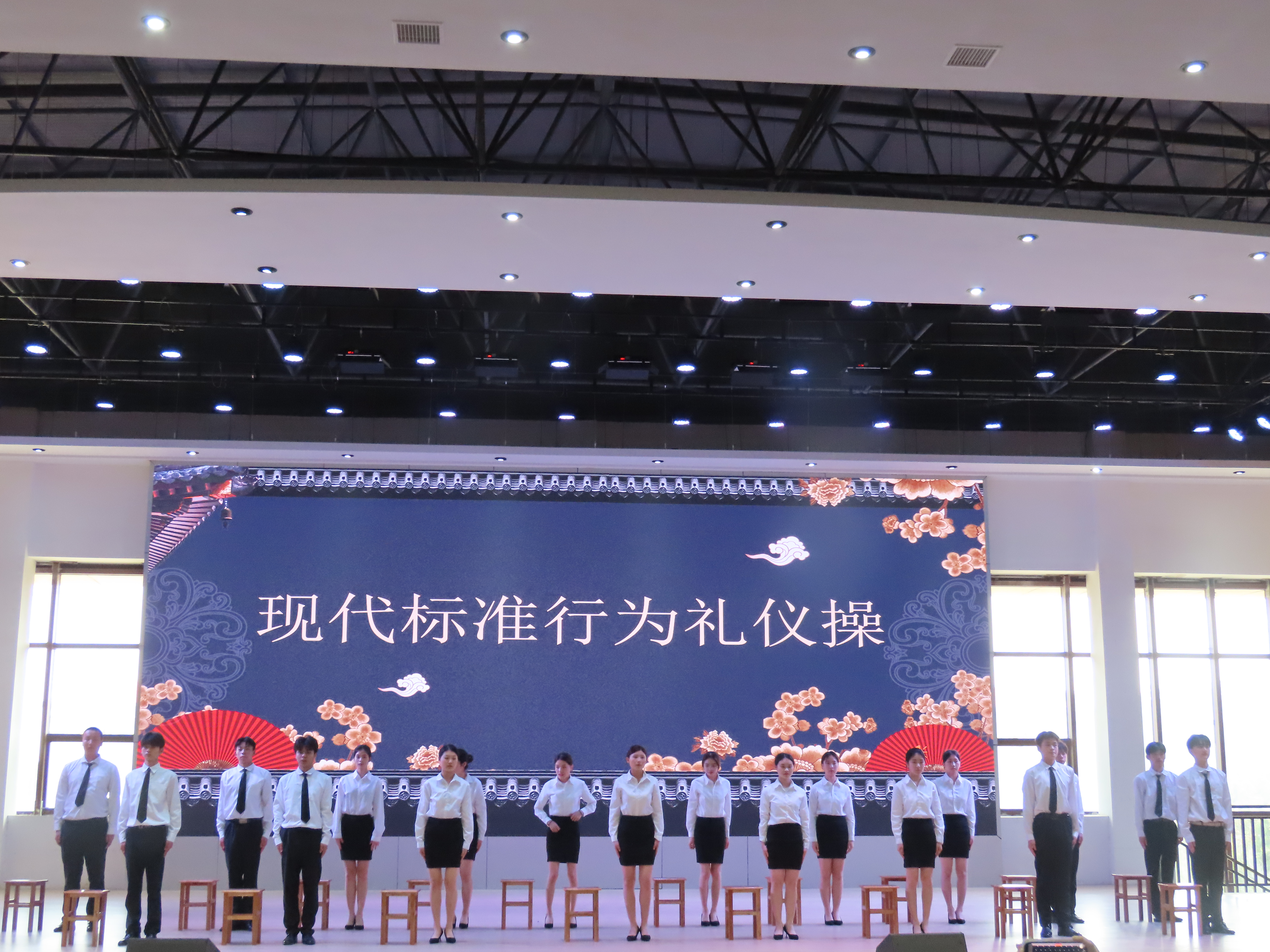 IMG_2985.JPG IMG_2985.JPG