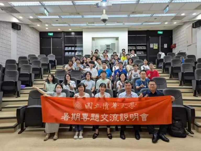 郭馨阳同学参加交流研学.jpg 郭馨阳同学参加交流研学.jpg