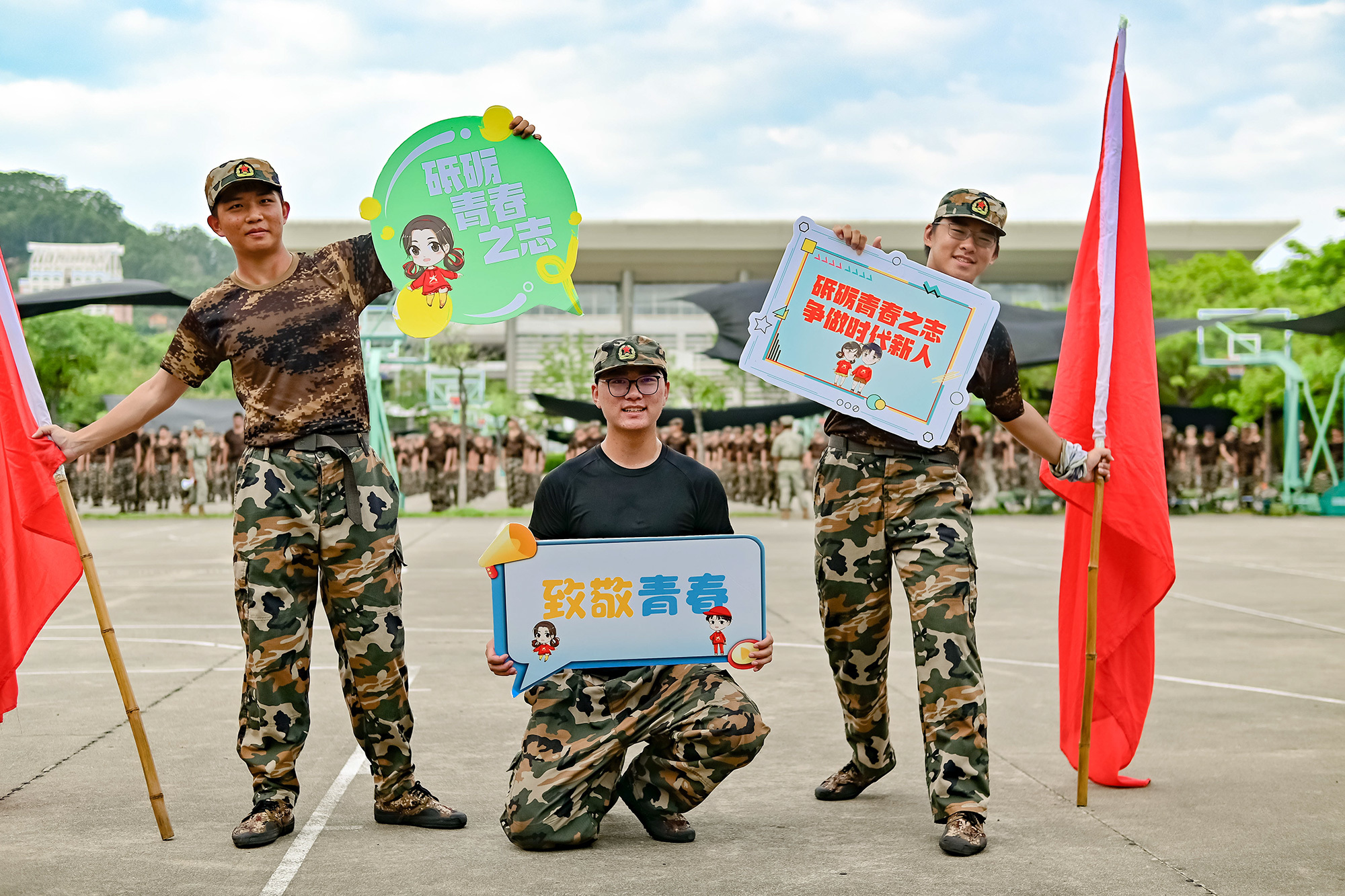 朝气蓬勃，英姿飒爽，镜头下定格住最美的青春画卷。（摄影：庄语晴）