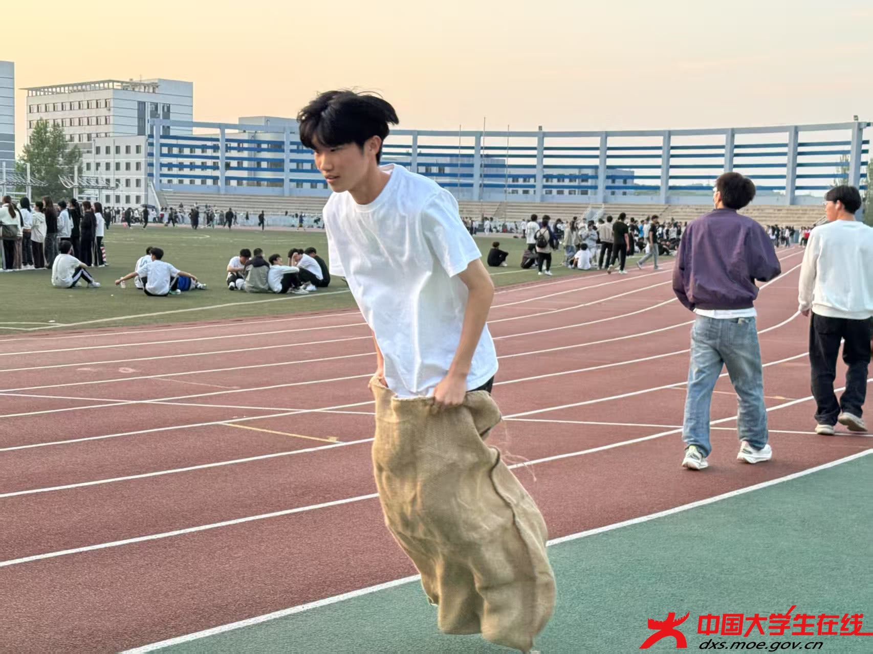 微信图片_20250510161819.jpg