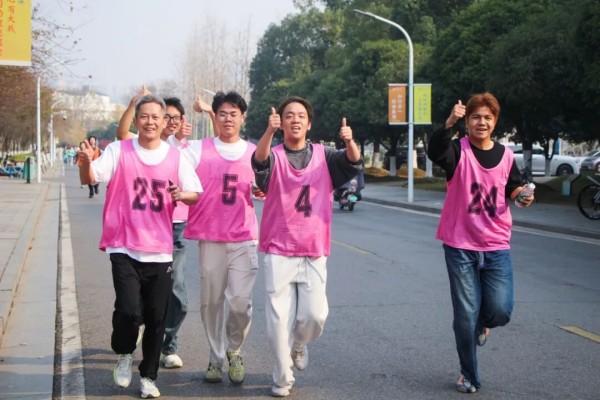 图片 1.jpg 图片 1.jpg
