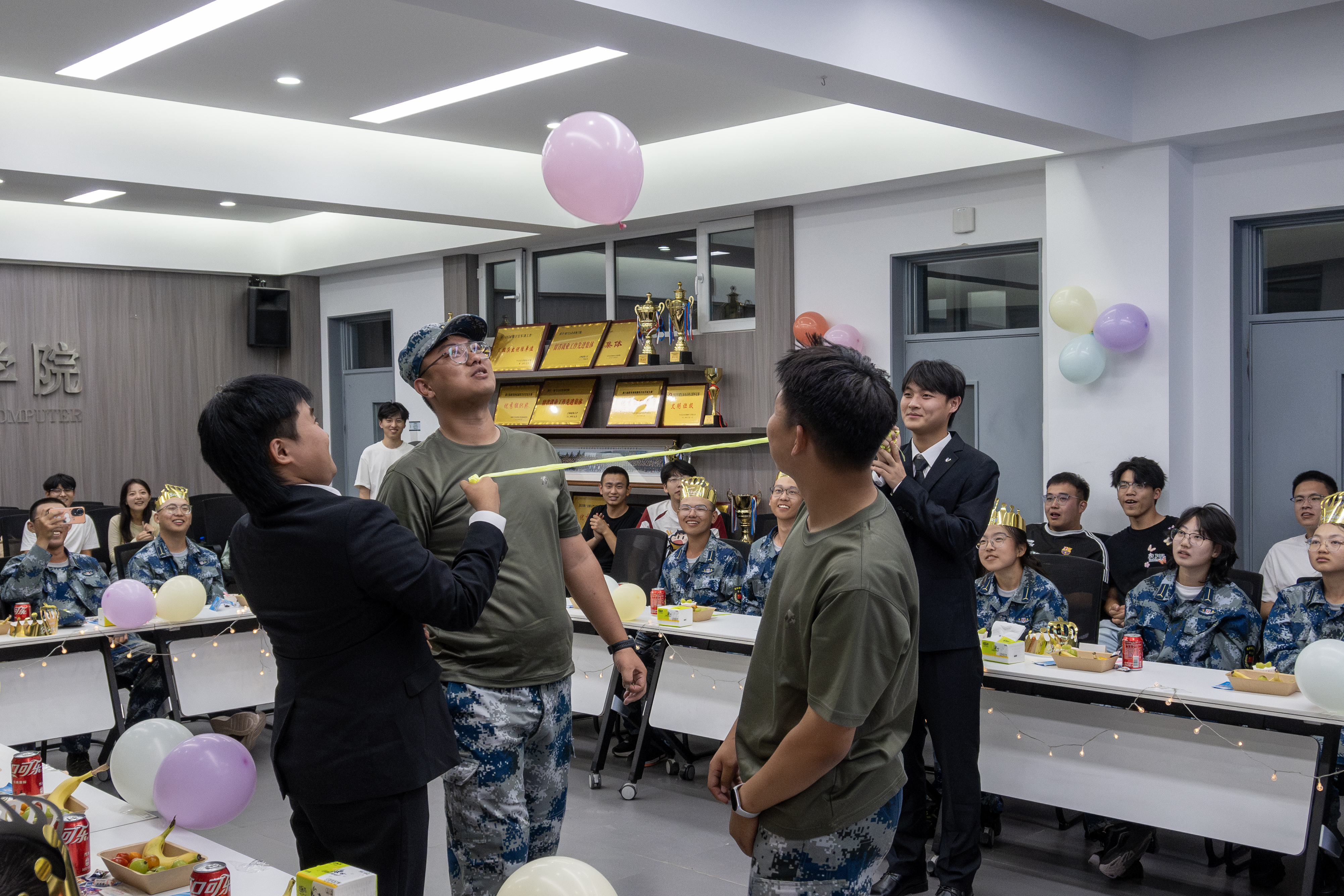 游戏1.2.jpg
