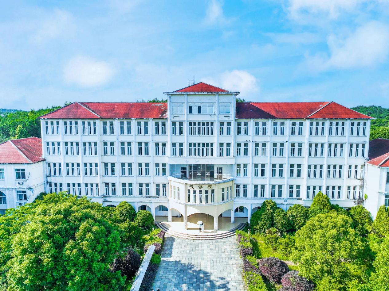 图片18.jpg 图片18.jpg