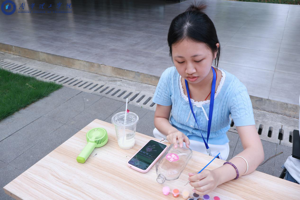b2fbb412cafa4a368ed525e6675c30d9.jpg b2fbb412cafa4a368ed525e6675c30d9.jpg