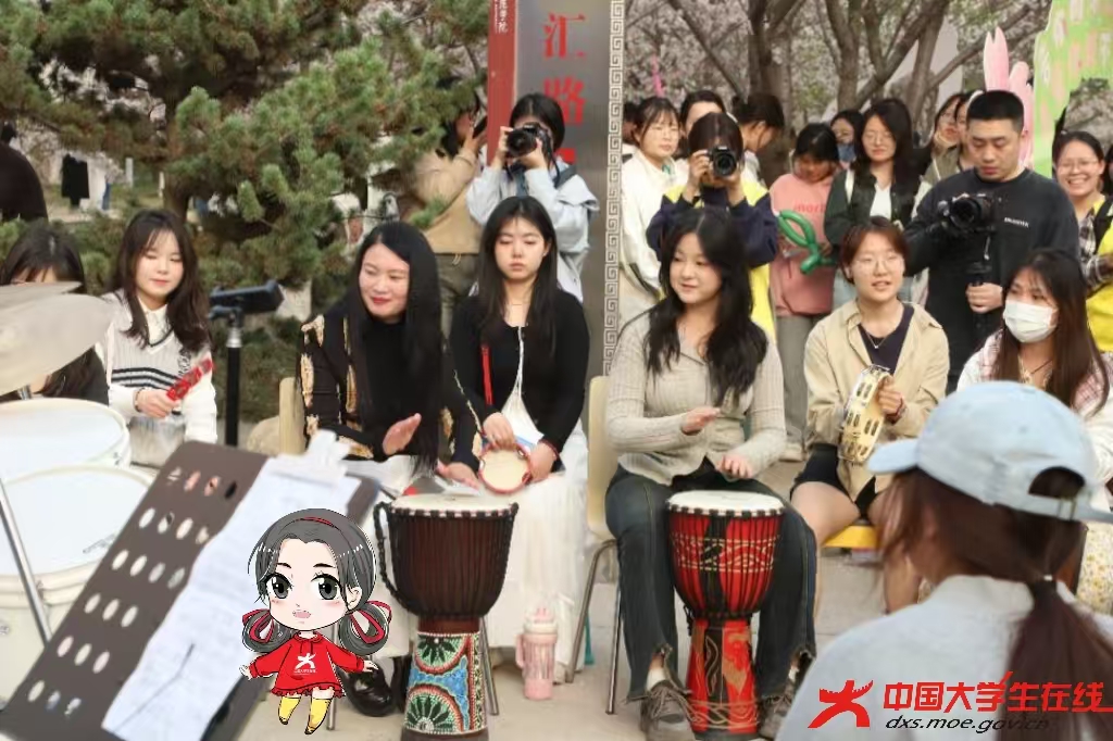 于樱花下，以音乐燃起青春激情