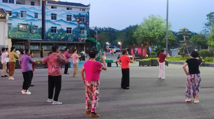 屏幕截图 2025-08-23 002539.png 屏幕截图 2025-08-23 002539.png
