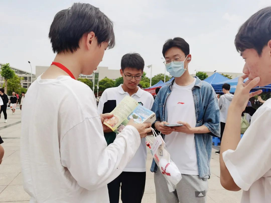 图片15.png 图片15.png