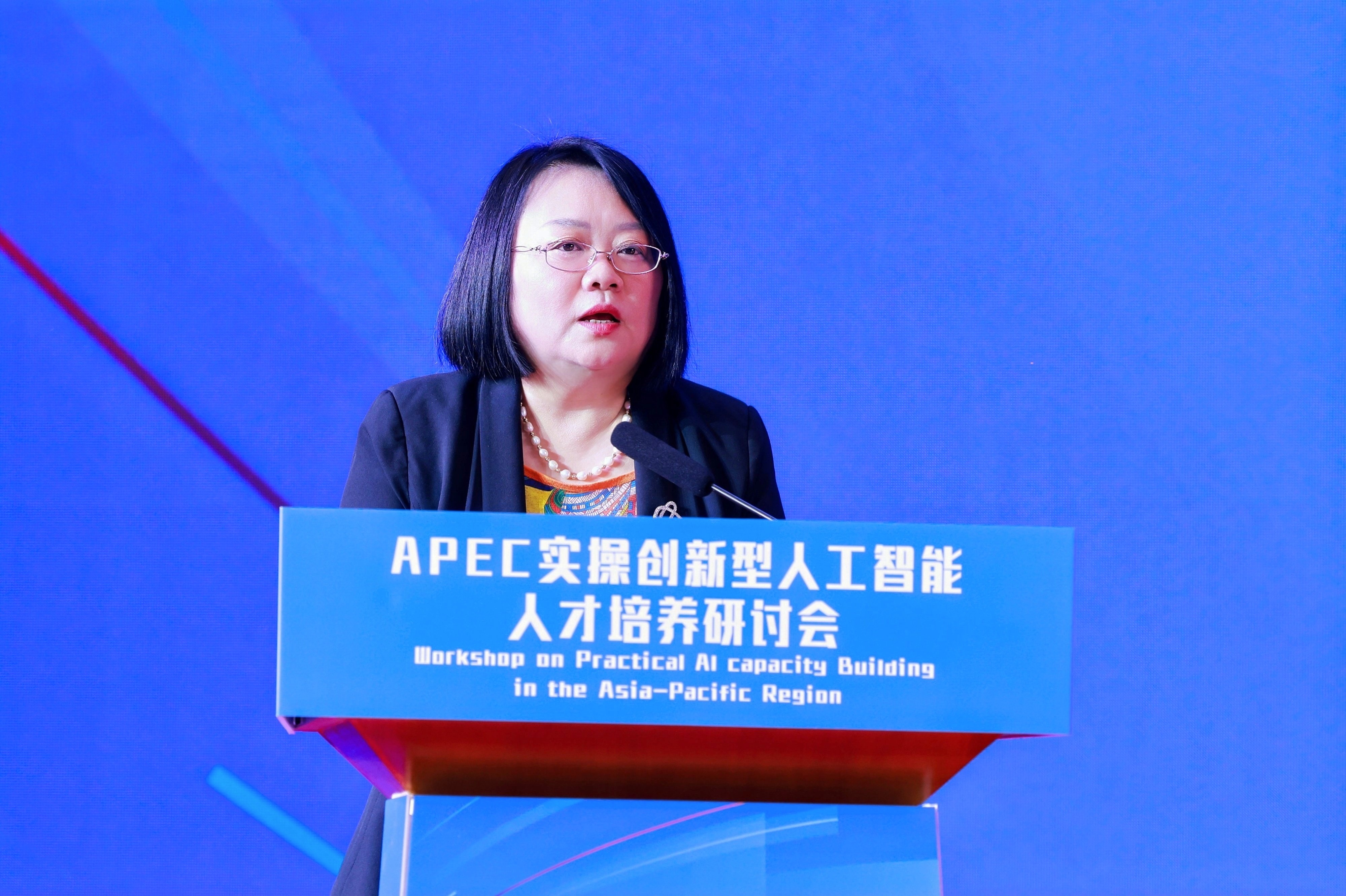 工业和信息化部国际合作司副司长张晓雷.jpg 工业和信息化部国际合作司副司长张晓雷.jpg