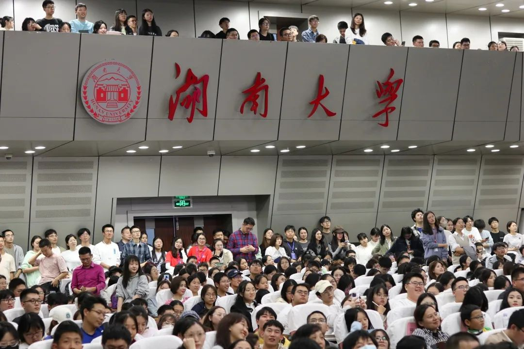 学校照片真实的大学图片