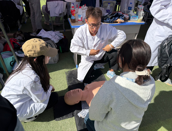现场测量血糖、血压 科普CPR.png